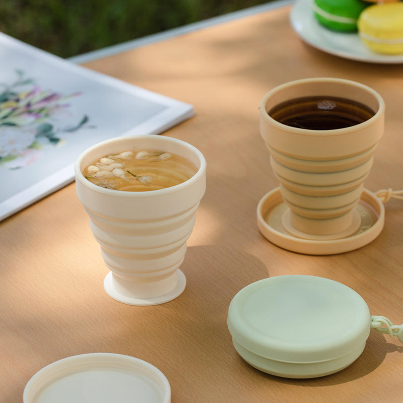 Collapsible Silicone Camping Cup - Telescopic Food-Grade Travel Cup (Heat-Resistant)