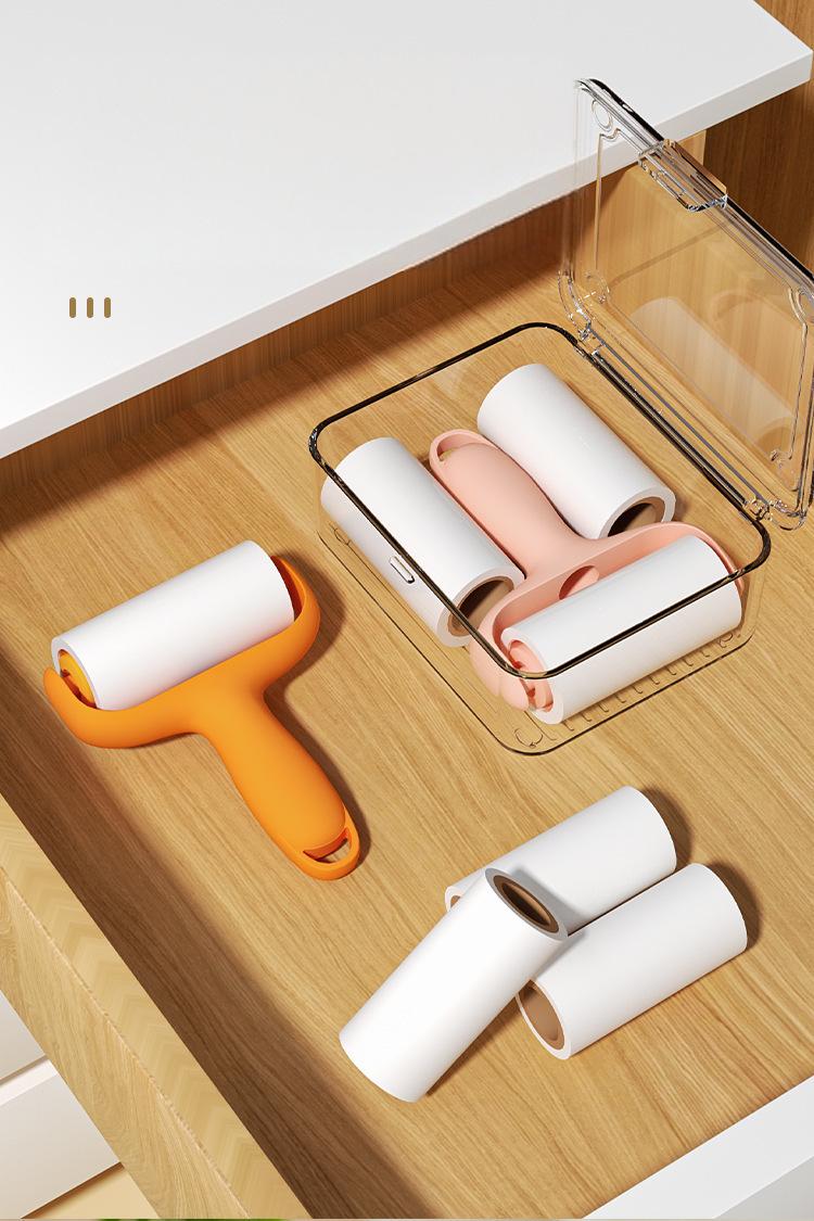 Mini Portable Lint Roller - Manual Clothes Hair Remover with 2 Replacement Rolls