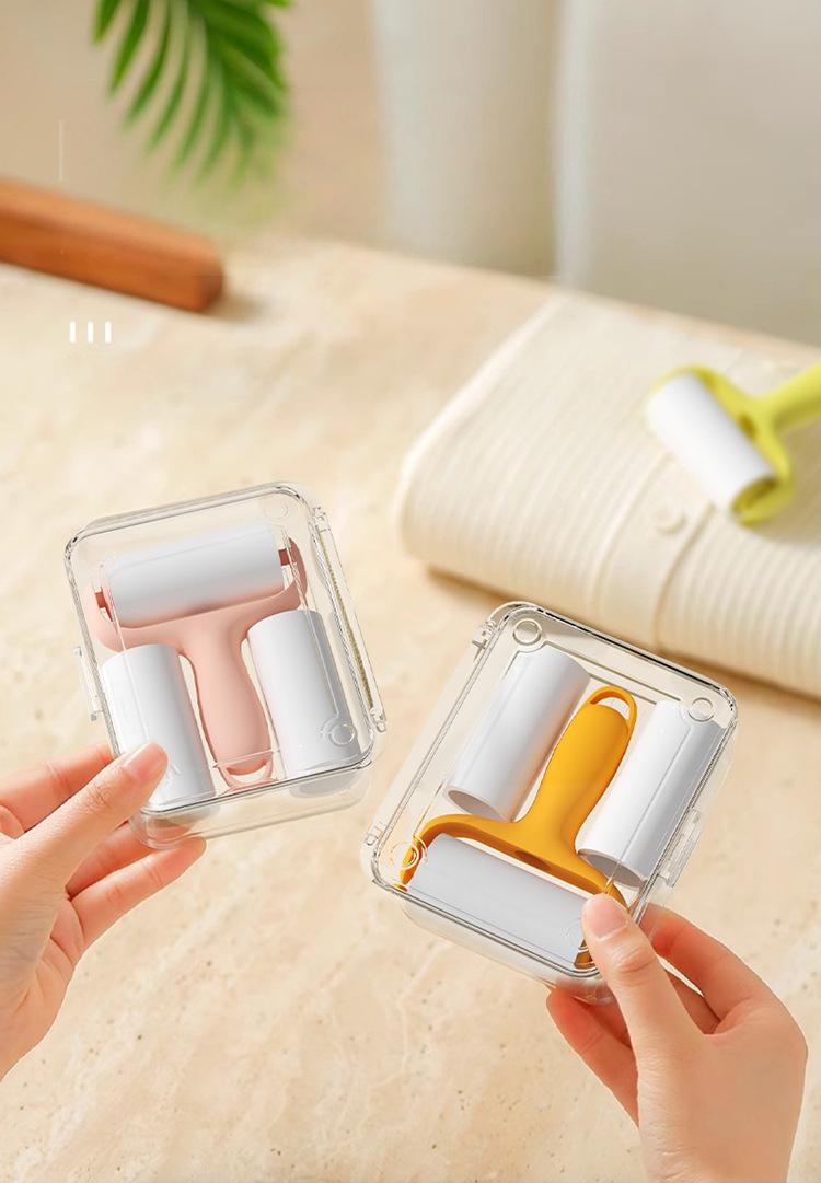 Mini Portable Lint Roller - Manual Clothes Hair Remover with 2 Replacement Rolls
