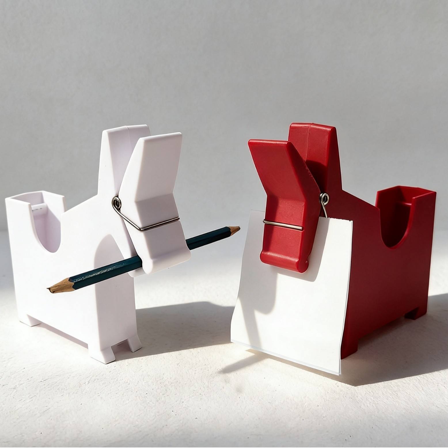 Mule-Shaped Desktop Memo & Pen Holder - Modern Office Desk Organizer with Card Slot