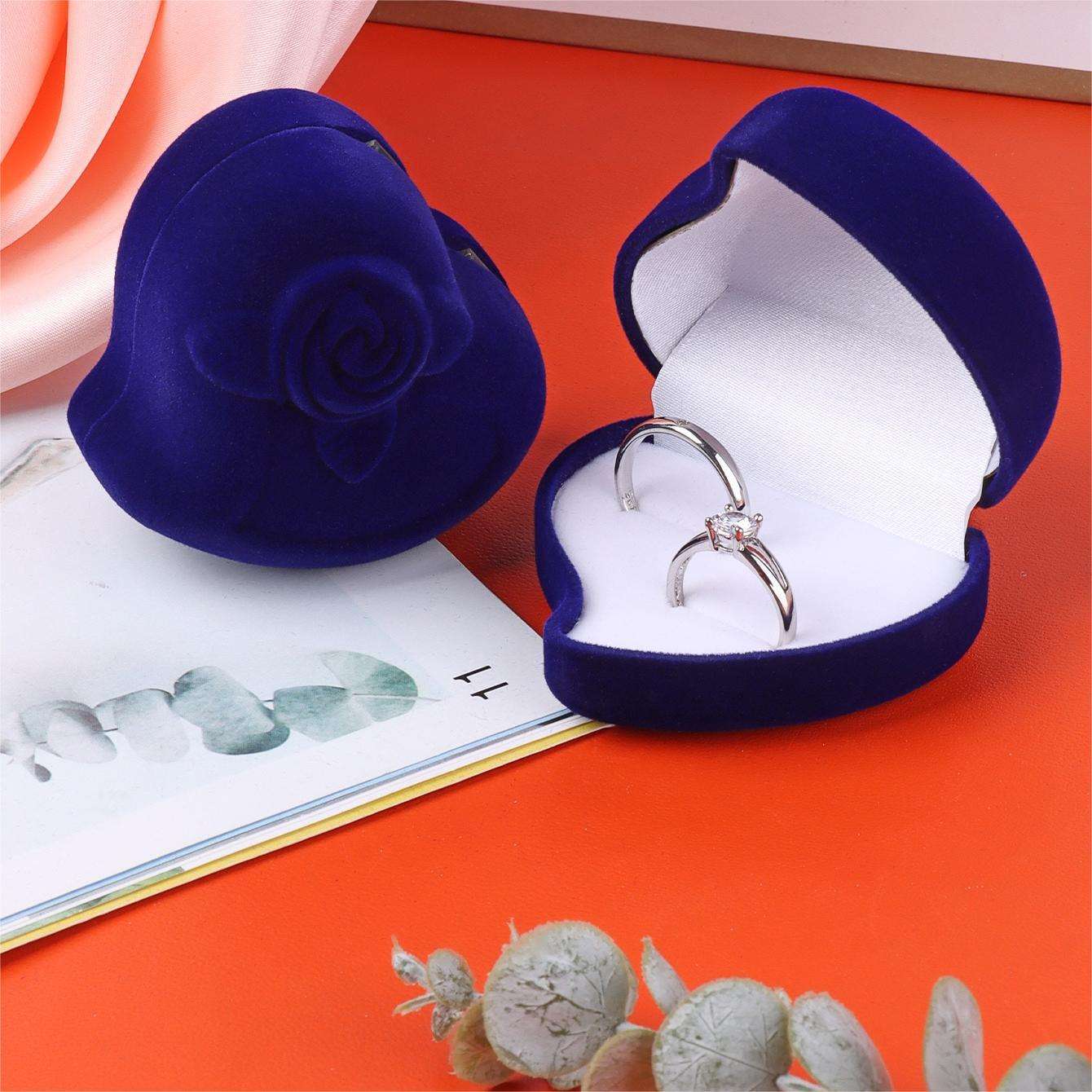 Rose Flower Heart-Shaped Double-Ring Flocked Jewelry Gift Box